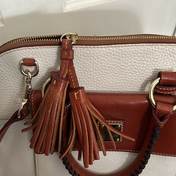 Dooney & Bourke cream satchel bag - Picture 5 of 16